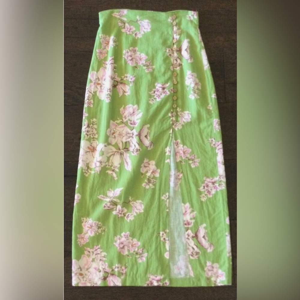 NWT 🌸 Zara Floral Print Linen blend MIDI Skirt Size Small